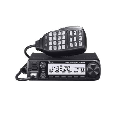 Radio móvil para aficionados con potencia de salida de 65W, Rx:136-174MHz Tx: 144-148MHz, cuenta con 207 memorias, 4.5W de potencia de audio. Incluye micrófono y accesorios de montaje