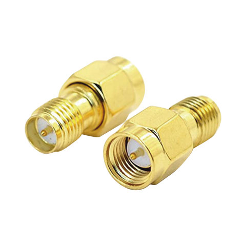 Adaptador de SMA Macho a SMA Hembra Inverso, Oro/ Oro/ Teflón,