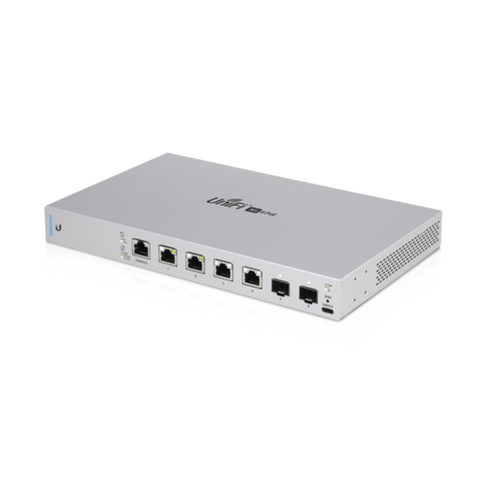 Switch UniFi 7 puertos (1 x consola, 4 x PoE++ 802.3bt y 2 SFP+)