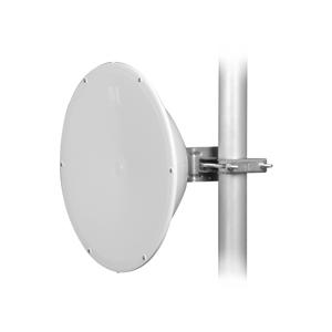 Antena Direccional de Alto Rendimiento de 24.5 dBi, Amplio rango de frecuencia (4.9 - 6.4 GHz), Conectores N-Hembra, Alto Aislamiento al Ruido, Fácil Montaje con Radomo Incluido