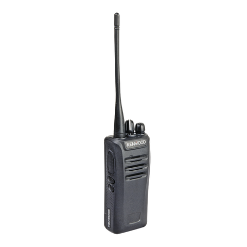 450-520 MHz, NXDN/Análogo, GPS, Encriptación, Incluye Trunking Tipo D, Batería, Antena, cargador y clip.